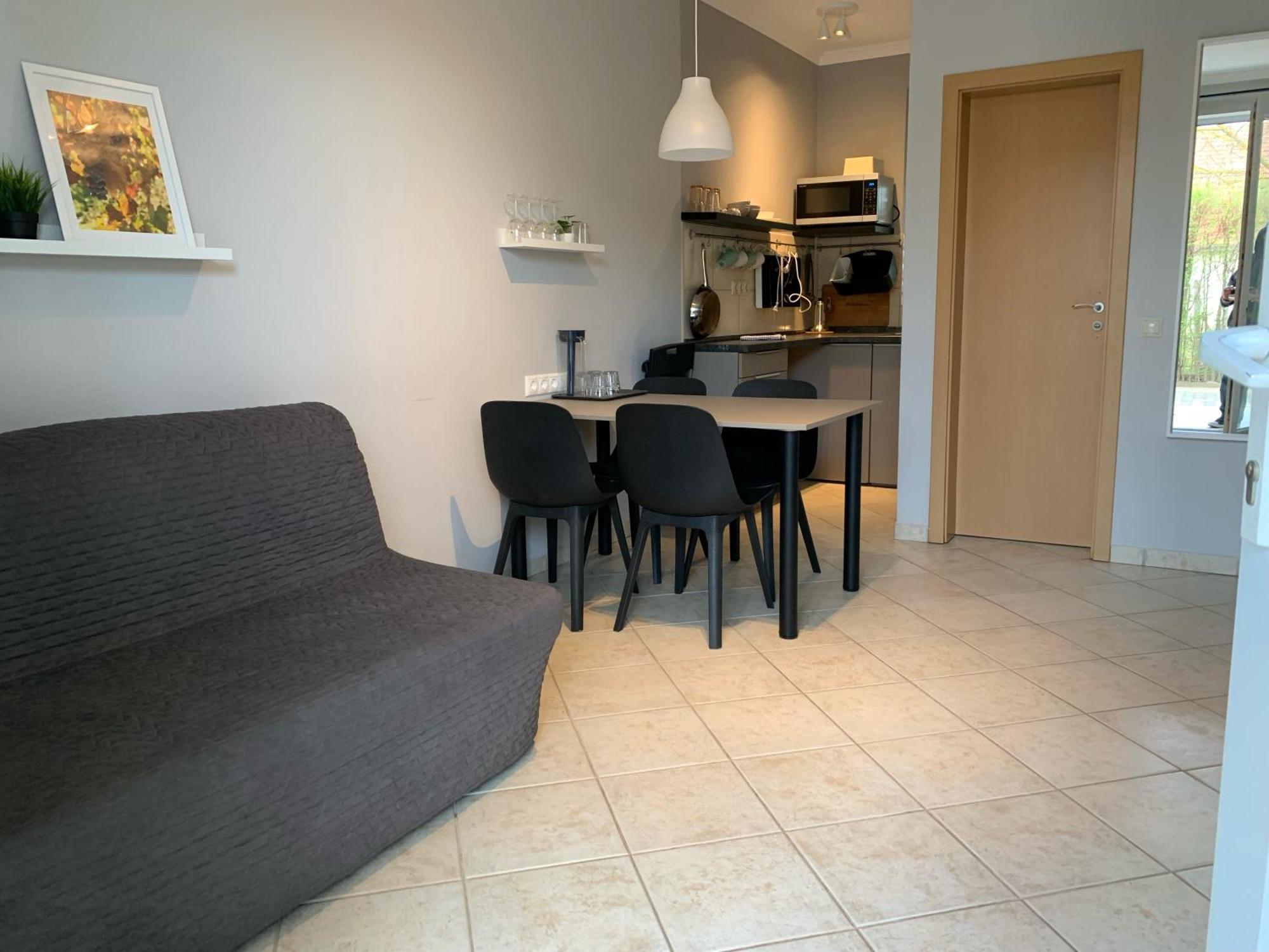 Balatonlelle Apartmanhaz Exteriör bild