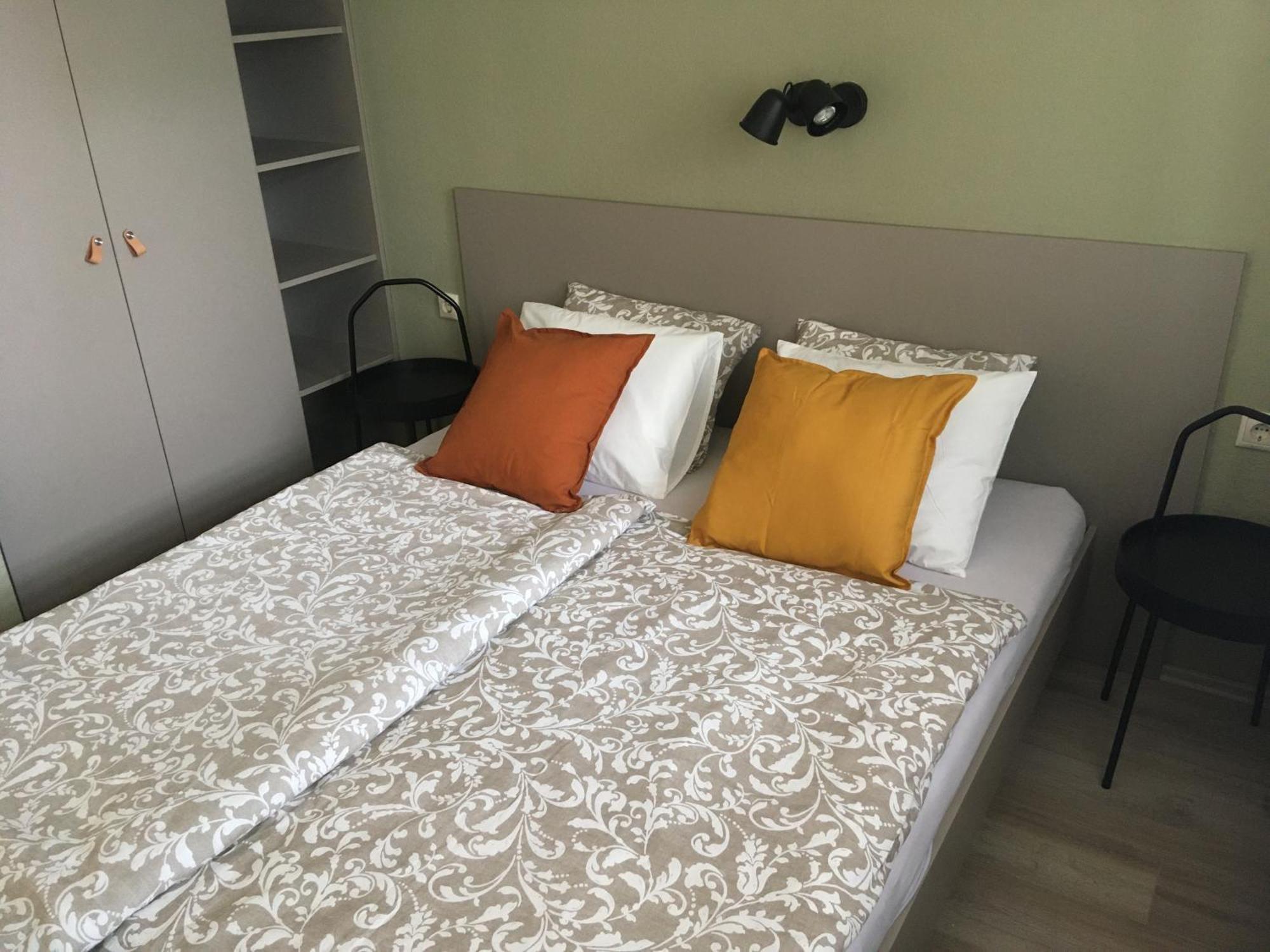 Balatonlelle Apartmanhaz Exteriör bild